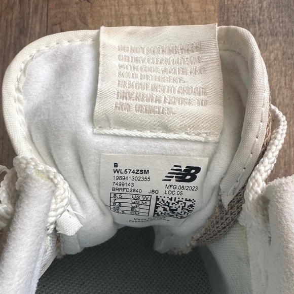 New Balance 574 Platform Sneakers - Picture 6 of 7